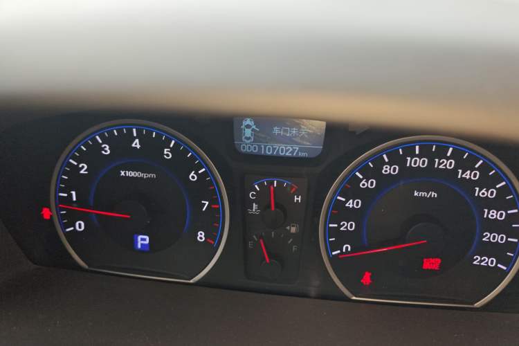 Used Hyundai Celesta 2011 1.6L Automatic Luxury Version