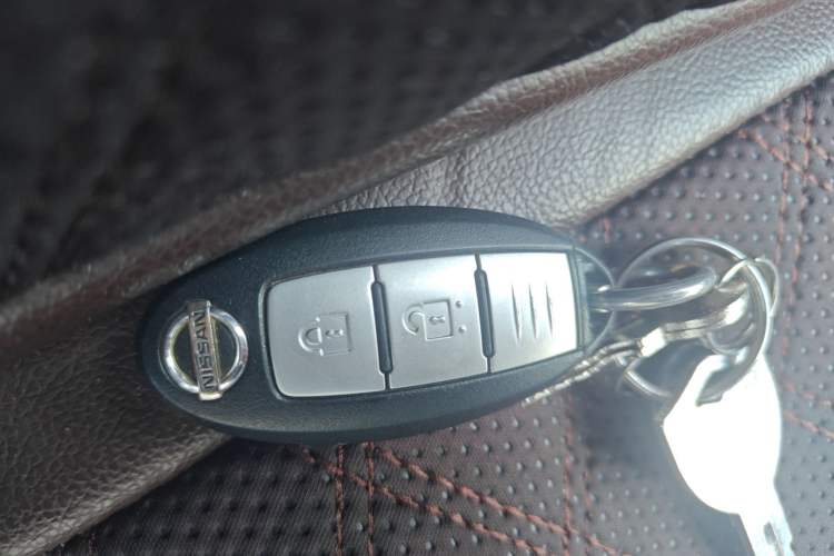 Used Nissan X-Trail 2014 2.0L CVT Smart Edition 2WD
