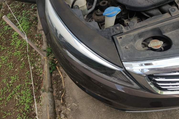 Used Kia Sportage R 2016 2.0L Automatic Two-Wheel Drive DLX Right Front Headlight