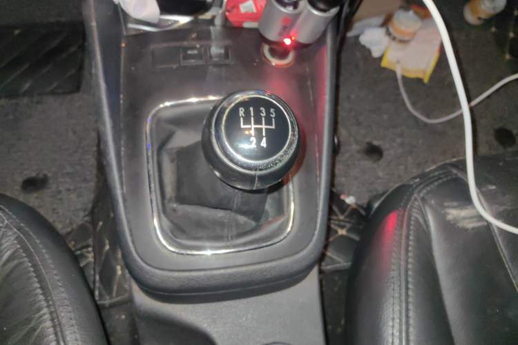 Used Volkswagen Bora 2011 1.4T Manual Comfort Model
