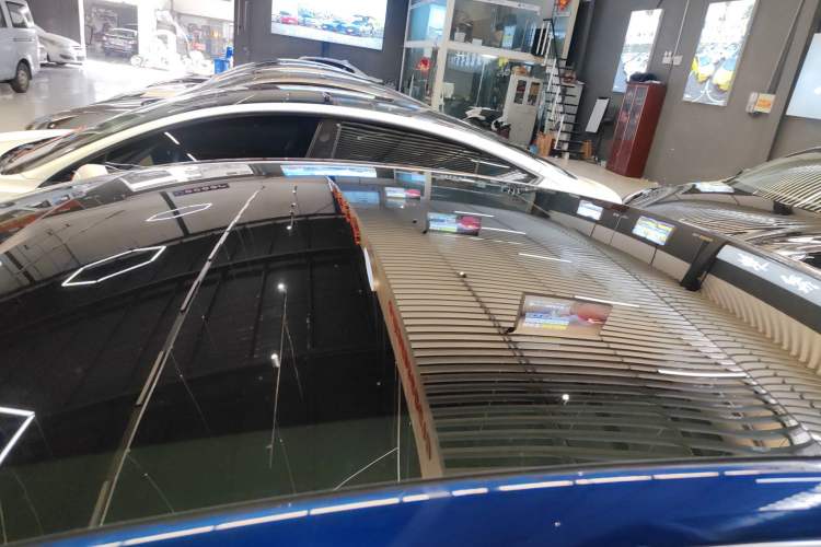 Used Tesla Model 3 2019 Standard Range Rear-Drive Upgraded Version Roof