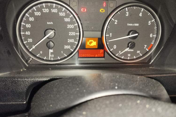 Used BMW X1 2014 sDrive18i Leading Model
