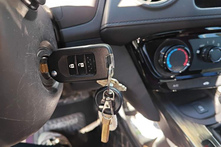 Used Honda XR-V 2015 1.8L EXi CVT Comfort Version