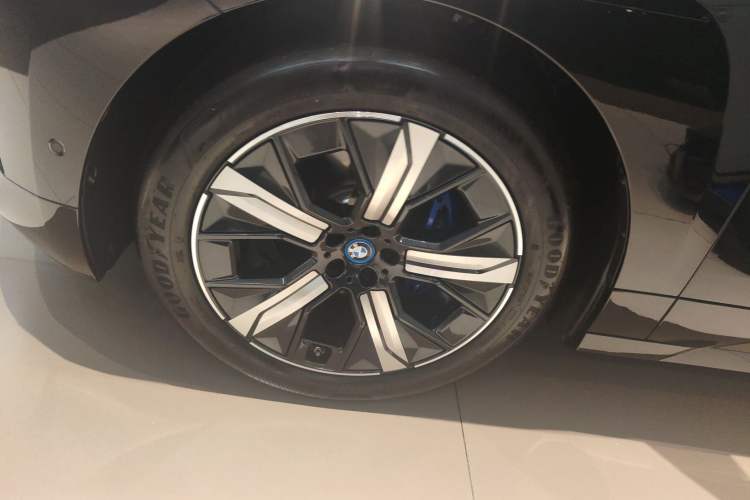 Used BMW iX 2023 Updated xDrive40