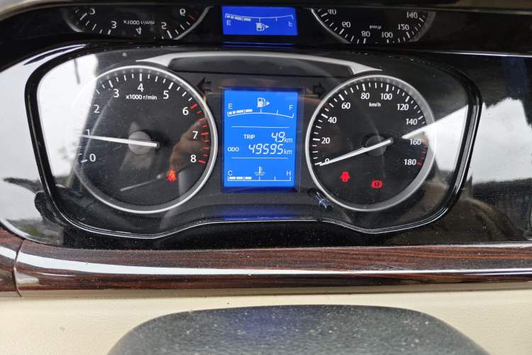 Used Kuayue Kuayue Xing V7 2022 1.6L Gasoline Comfort Version 5-Seater Dual-Door Design – DAM16KR