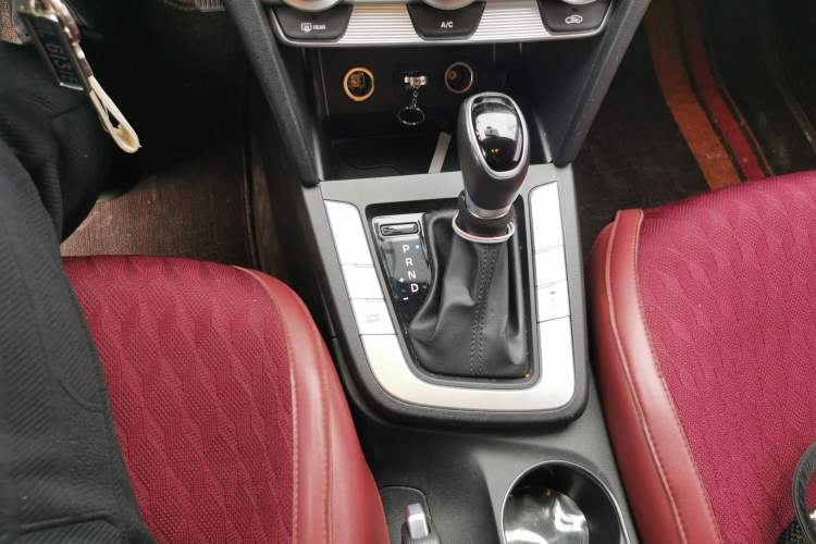 Used Hyundai Elantra (6th Generation / Lingdong) 2020 1.5L CVT Smart & Stylish – Elite Version
