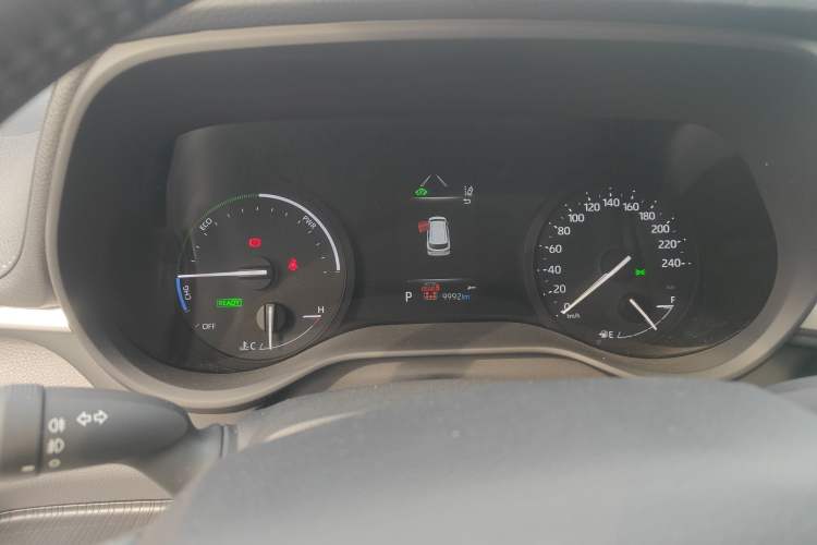 Used Toyota SIENNA 2024 2.5L Hybrid Luxury Edition