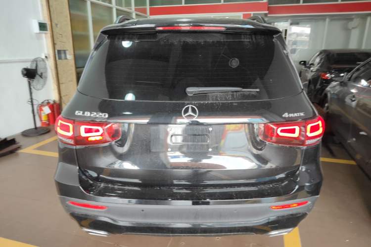 Used Mercedes-Benz GLB 2023 GLB 220 4MATIC Rear