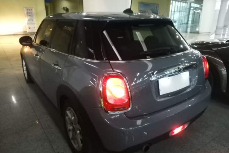 Used MINI 2015 1.5T COOPER Fun Five-Door Edition
