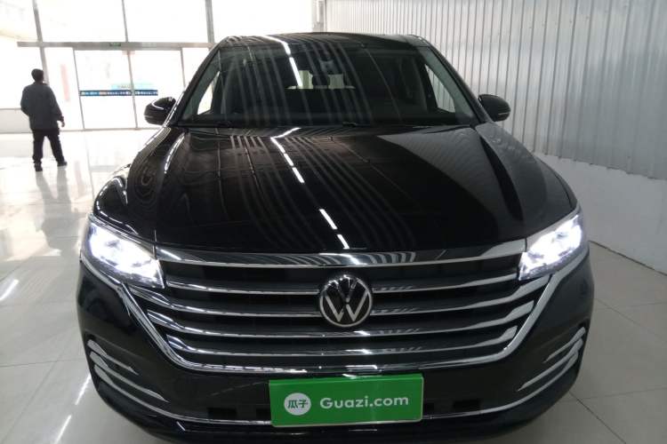 Used Volkswagen Viloran 2023 Facelift 330TSI Luxury Edition
