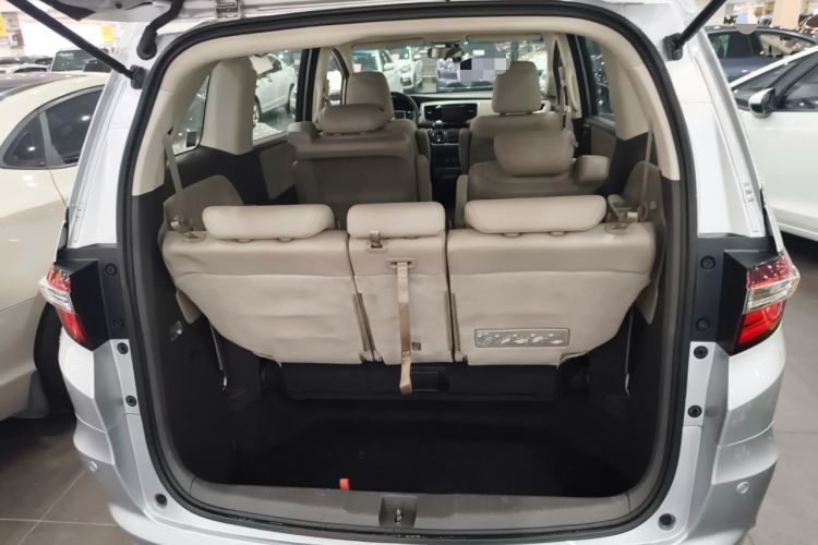 Used Honda Odyssey 2015 Revised 2.4L Luxury Edition