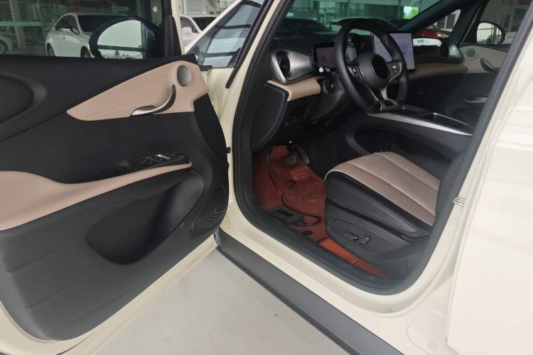 Used BYD Dolphin 2025 Intelligent Driving Version 410 km Fashion Edition
