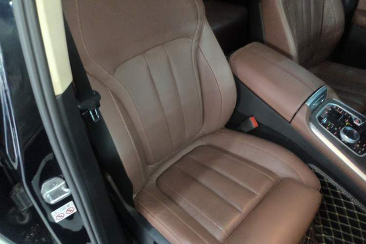 Used BMW X5 2021 xDrive40i Luxury Model with M Sport Package