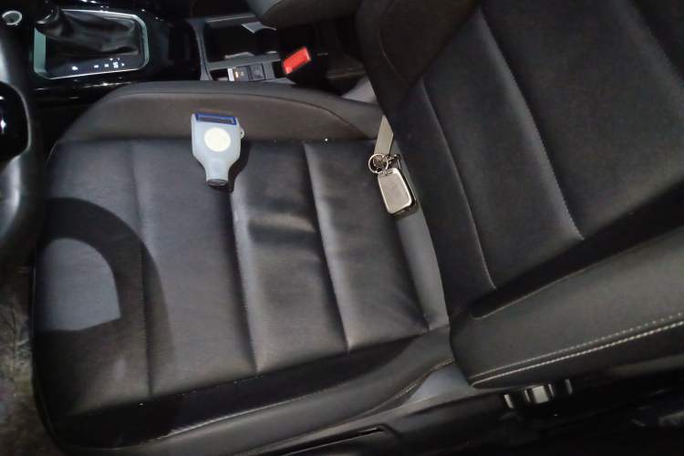 Used Volkswagen T-ROC 2021 280TSI DSG Two-Wheel Drive Comfort Connect Edition