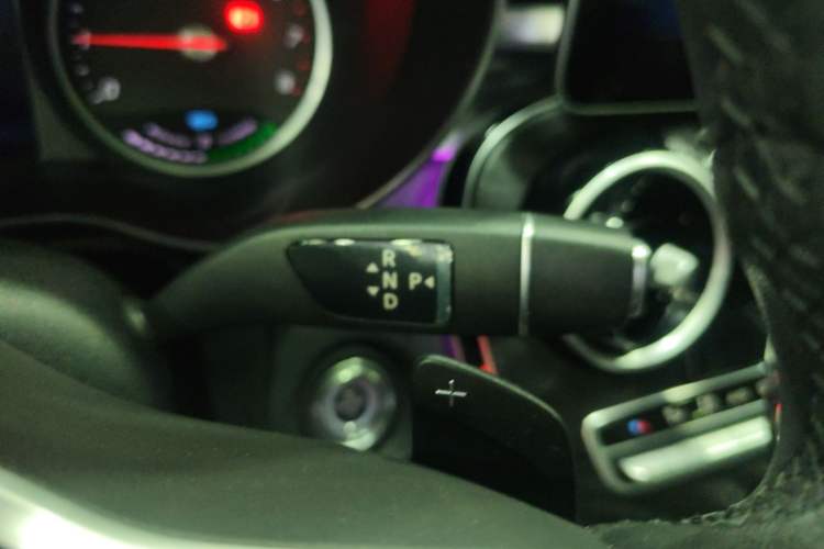 Used Mercedes-Benz C-Class 2019 C 260 L Sport Edition Gear Lever