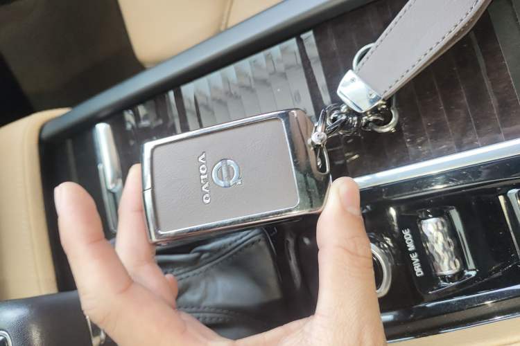 Used Volvo S90 2017 T4 Zhiyuan Edition