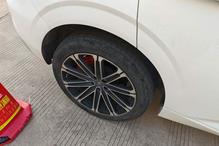 Used CHANGAN UNI-K iDD 2022 Blue Whale iDD 130km 1.5T Prestige Model Exterior 8