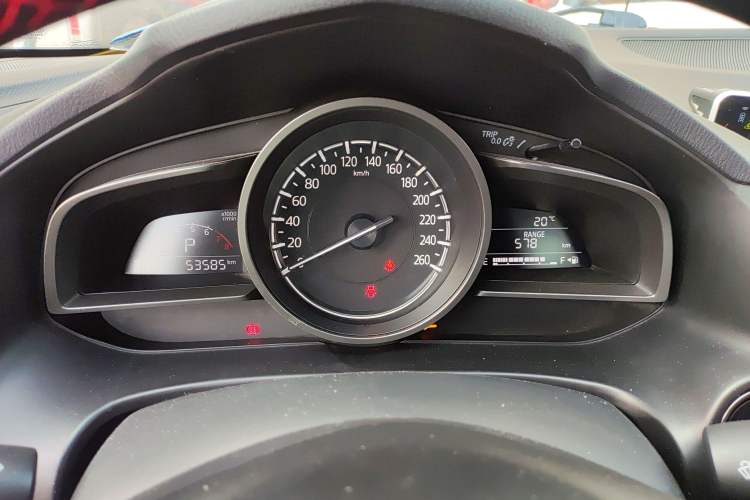 Used Mazda 3 Axela 2017 Sedan 1.5L Automatic Luxury Model Emission Standard China V Instrument Cluster