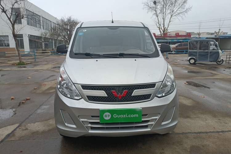 Used Wuling Rongguang V 2019 1.5L Van - Utility Model
