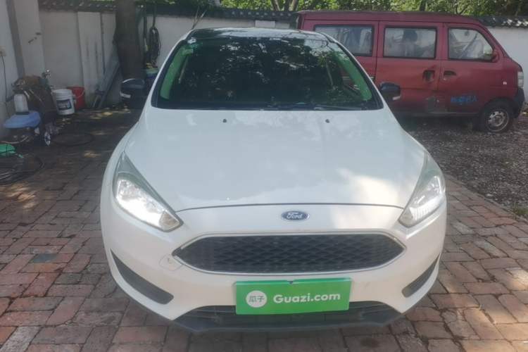 Used Ford Focus 2018 Hatchback Classic 1.6L Manual Comfort Plus SmartDrive Edition