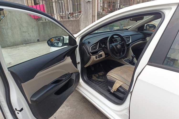 Used Buick GT 2015 15N Manual Entry-Level Trim
