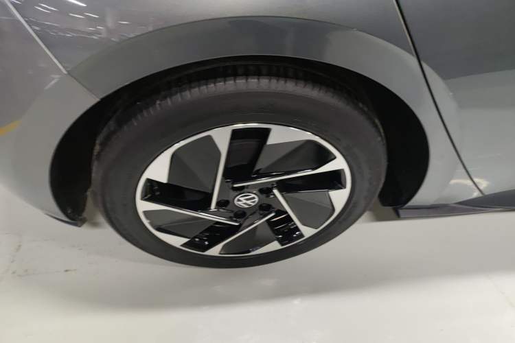 Used Volkswagen ID.3 2024 Pure & Smart Edition Right Rear Wheel Hub