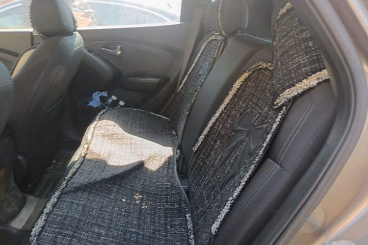 Used Hyundai ix35 2015 2.0L Automatic 2WD Comfort Edition China IV Standard