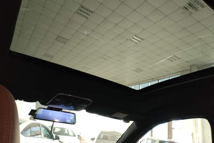 Used JETOUR X70 PLUS 2023 1.6T DCT Stronger 5-Seater
