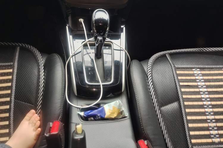 Used Nissan Sylphy 2016 1.6 XL CVT Luxury Edition Gear Lever