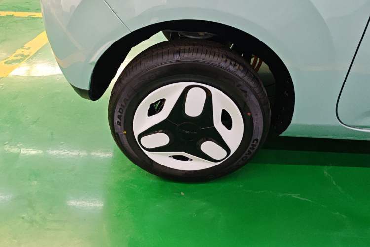 Used Geely Galaxy Panda 2025 210 km – Yuanqi Bear