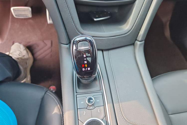 Used Cadillac XT5 2022 2.0T Four-Wheel Drive Luxury Version (Hummingbird Edition)