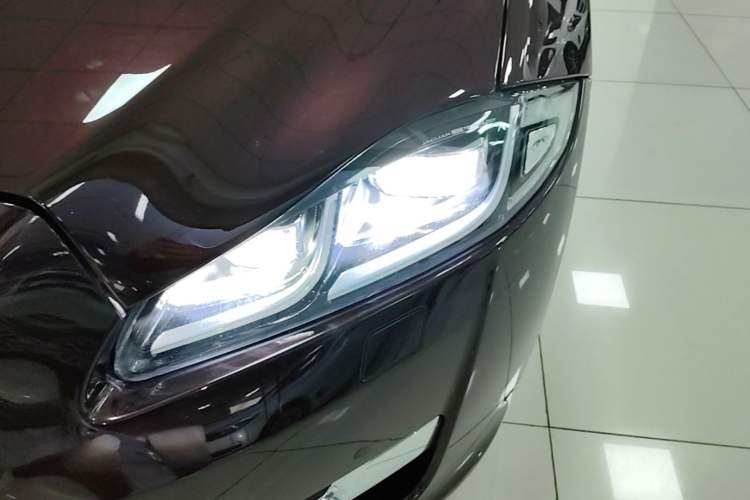 Used Jaguar XJ 2016 XJL 2.0T Two-Wheel-Drive Elegant Business Edition