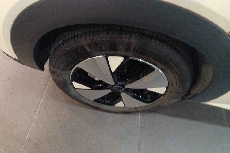 Used BYD Dolphin 2023 420 km Fashion Edition
