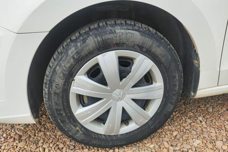 Used Volkswagen Jetta 2017 1.4L Manual Fashion Edition
