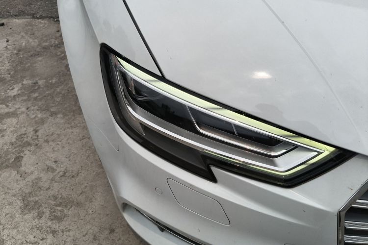 Used Audi A3 2020 Limousine 35 TFSI Fashion Edition China VI Emission Standard Right Front Headlight