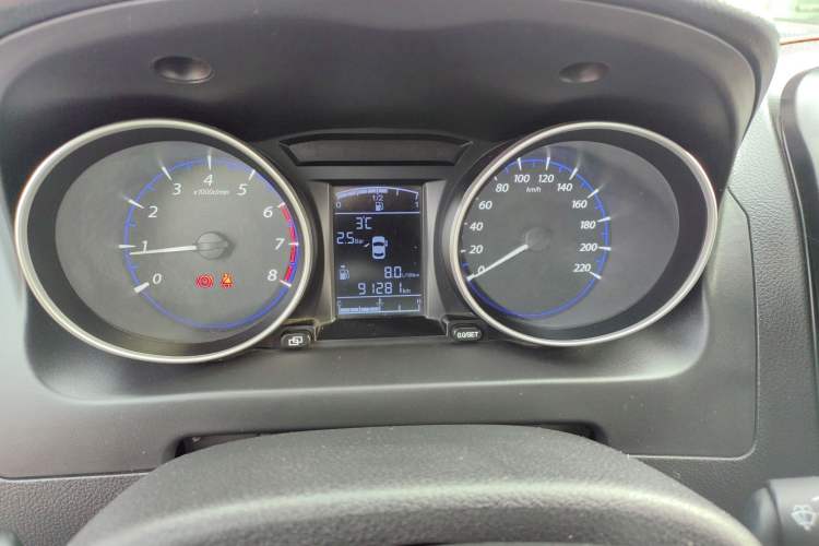 Used FORTHING Joyear X5 2016 1.6L Manual Luxury Model