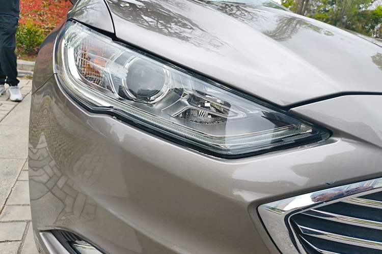 Used Ford Mondeo 2017 EcoBoost 200 Stylish Model
