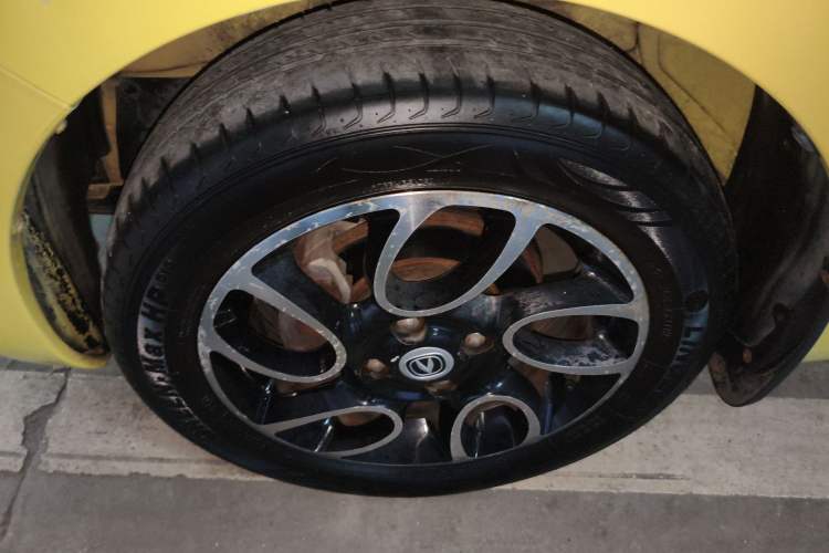 Used CHANGAN Benni 2015 1.4L IMT Prestige Model China V Standard Exterior 2