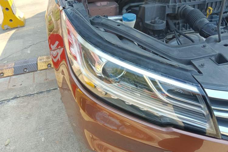 Used Roewe RX3 2018 1.6L Manual Internet Smart Edition