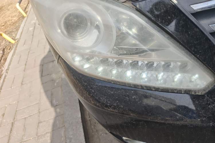 Used FORTHING CM7 2014 2.4L Manual Executive Model