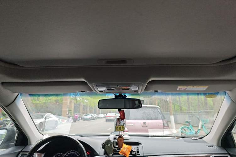 Used Toyota Camry 2015 2.0G Premier Edition