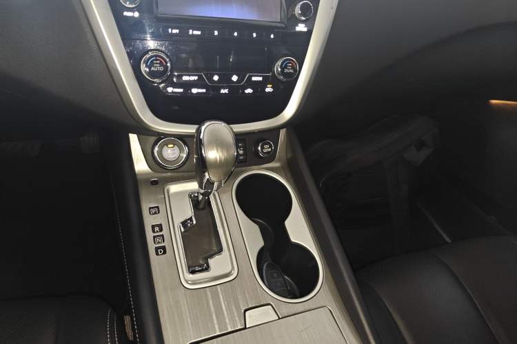 Used Nissan Murano 2015 2.5L XL Two-Wheel Drive Smart Edition