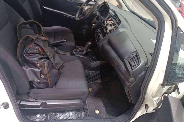 Used Honda Fit 2016 1.5L LX CVT Comfort Model Right Front Seat