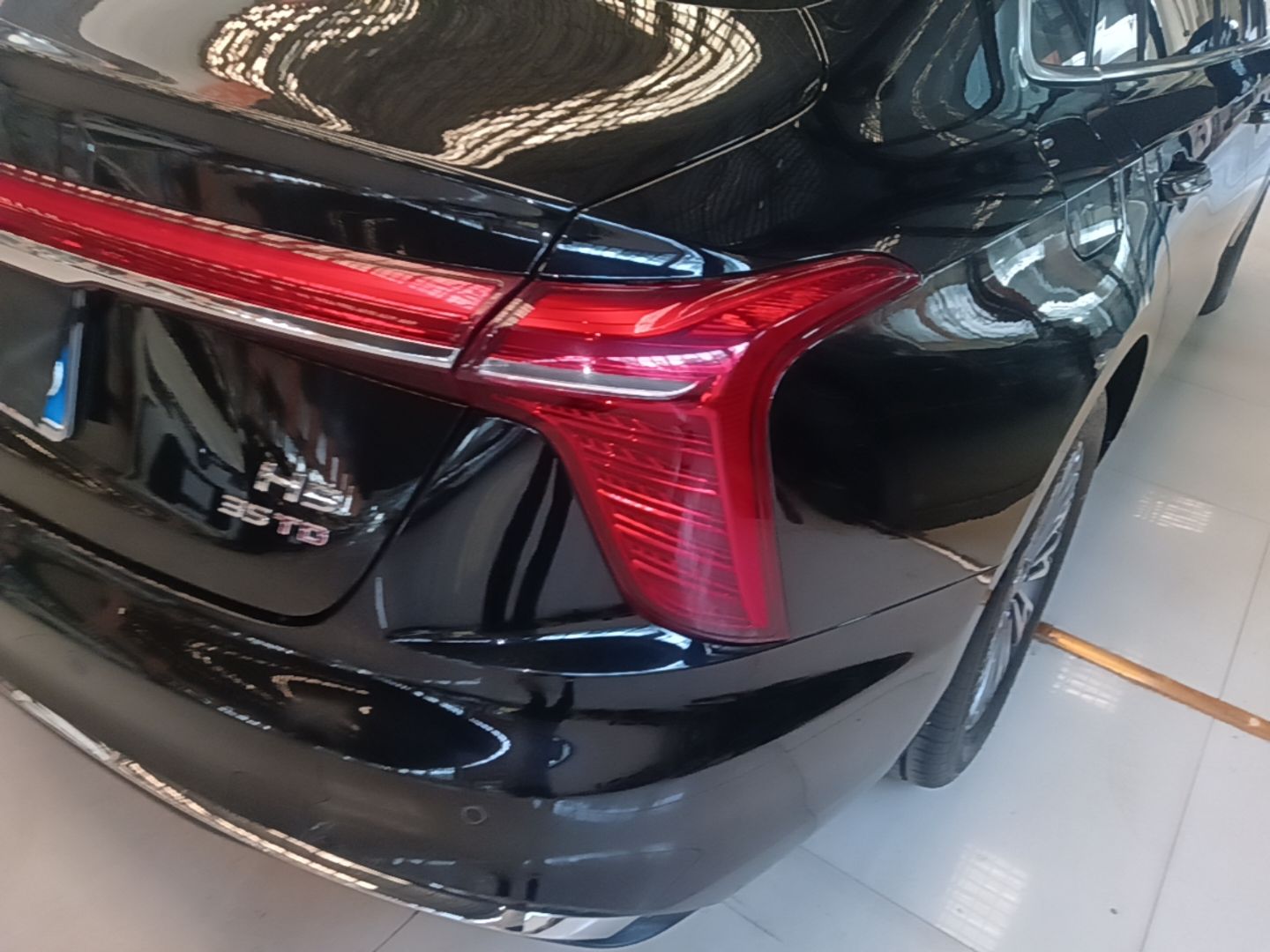 Hongqi H5 2025 1.5T DCT Qiyun 500 000th Unit Commemorative Edition — снимка 9