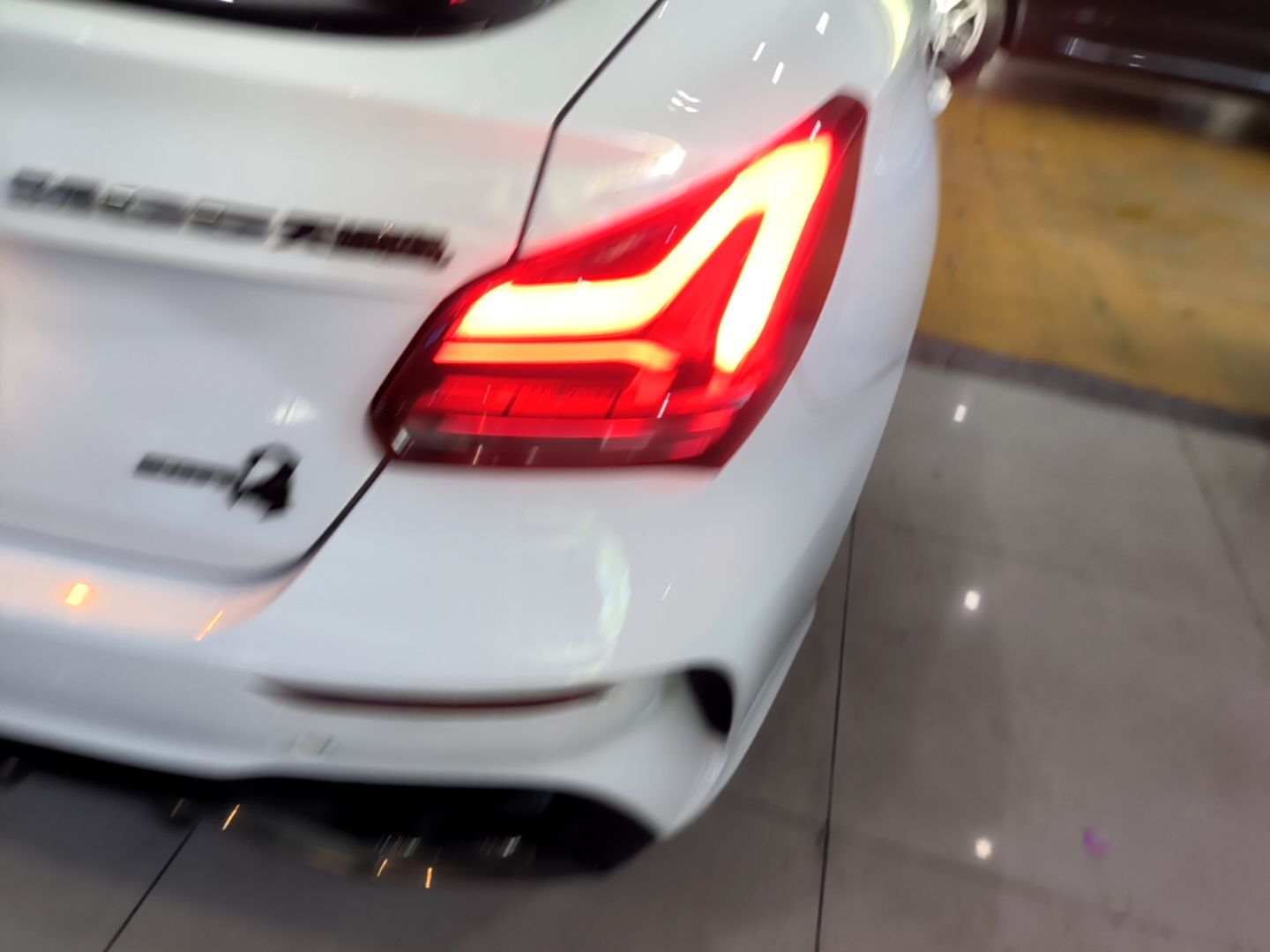 MG 5 Scorpio 2022 1.5T Trophy Sport Luxurious Edition — снимка 9