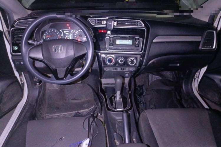 Used Honda Gienia 2017 1.5L CVT Comfort Version Center Console