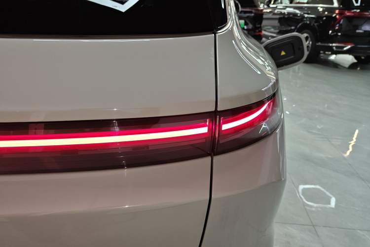 Used Li Auto L6 2024 Pro Model Right Rear Taillight