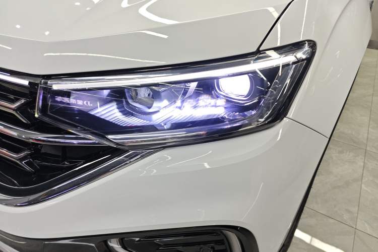 Used Volkswagen Tayron 2024 300TSI Two-Wheel-Drive Luxury Plus Advanced Version Left Front Headlight