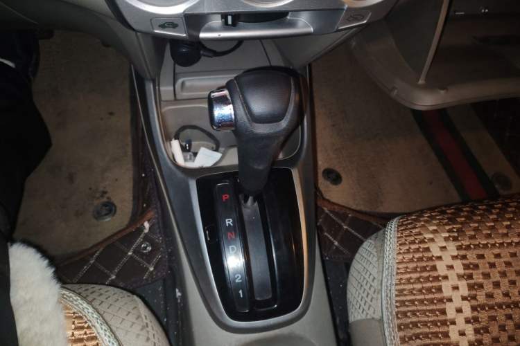 Used Honda City Classic 2011 1.5L Automatic Elite Edition Gear Lever