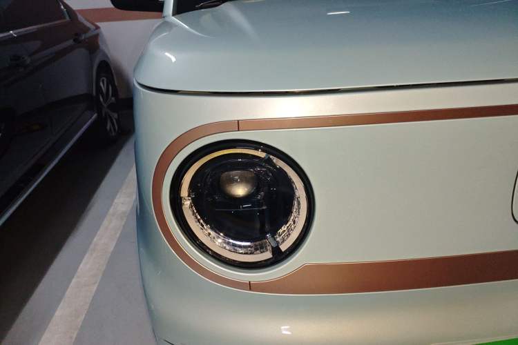 Used Geely Galaxy Panda 2023 Panda Mini 200km Endurance Bear
